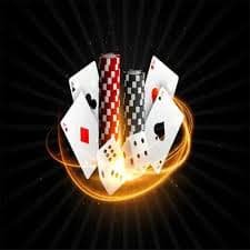 Example hand arrangement showing five-card split decision